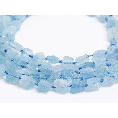 Ακουαμαρίνα - Aqua marine χρώμα μπλε ανοικτό σχήμα ακανόνιστο cut 7-9 mm