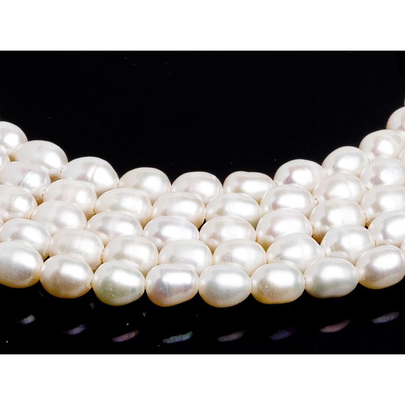 Μαργαριτάρια (Pearls) χρώμα λευκό σχήμα οβάλ 4.5x5.5 mm